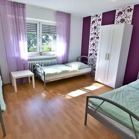 Work & Mit Dachterasse Apartment Sankt Augustin