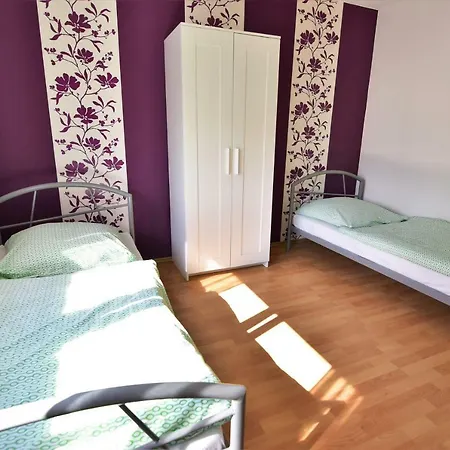 Apartment Work & Mit Dachterasse Sankt Augustin